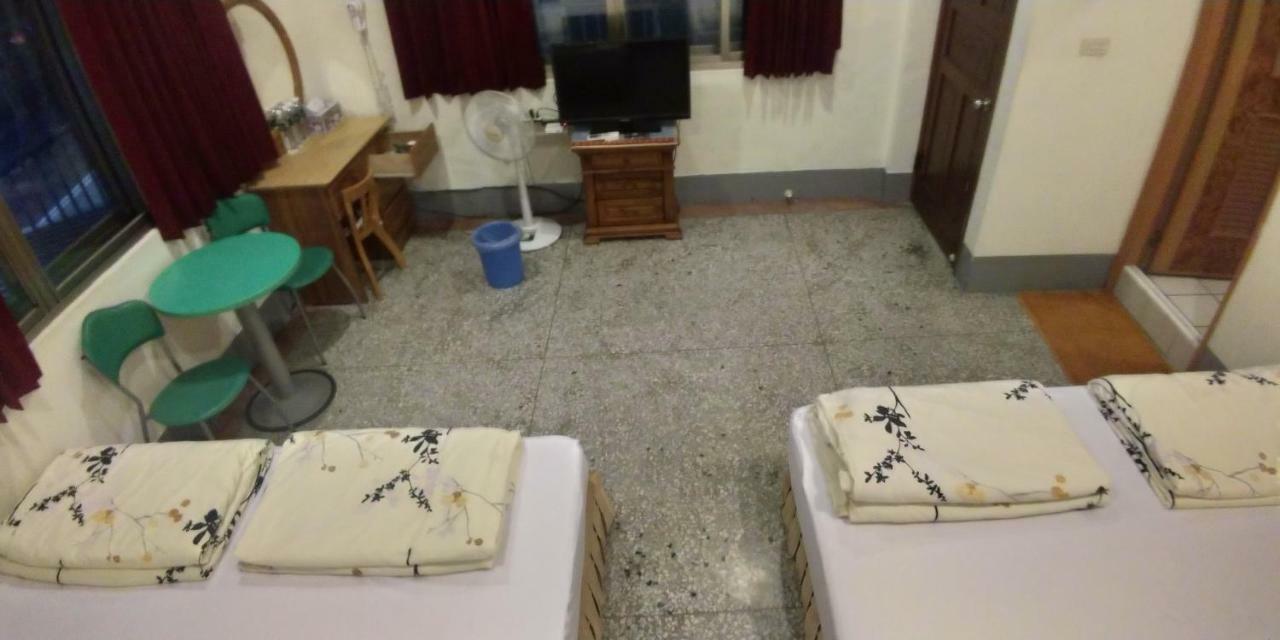 Sun Wu Homestay Dawu Extérieur photo